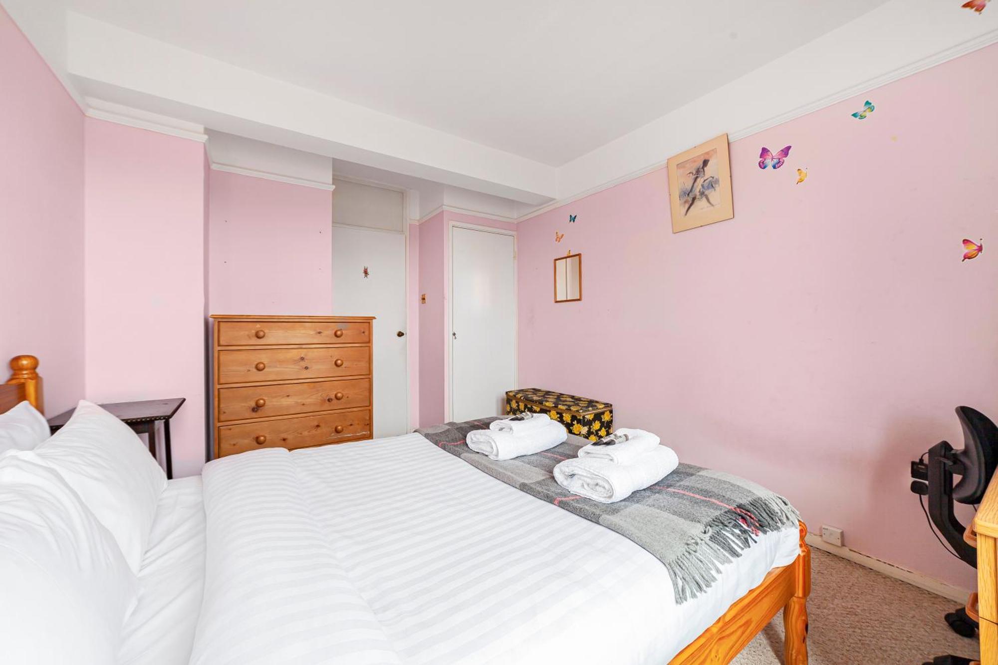Elegant 1Br Flat With Balcony & City View, Walworth London Exterior photo